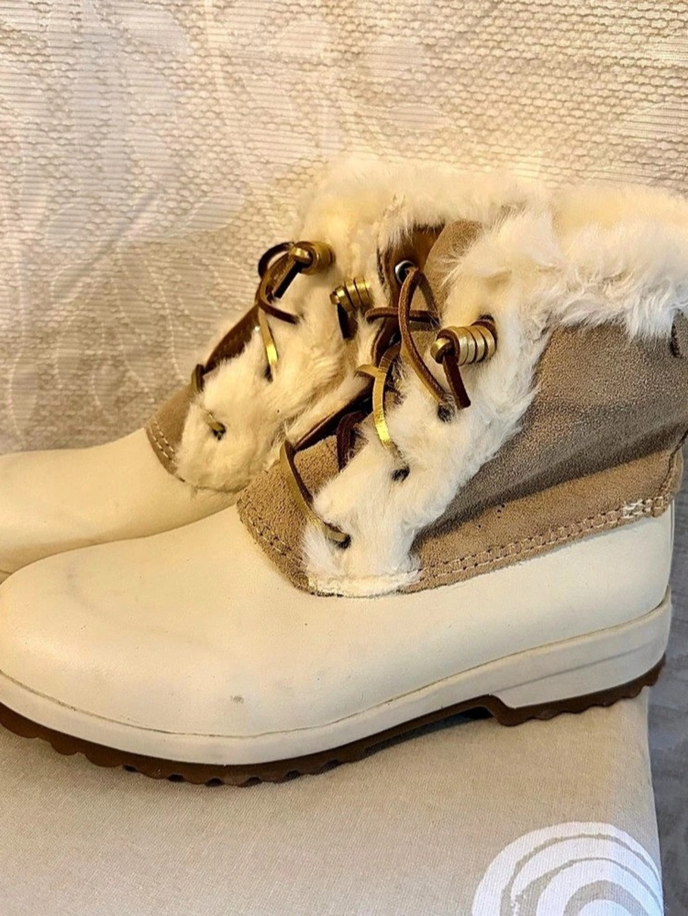 Sperry Salt Water Faux Fur Duck Boots White & Tan